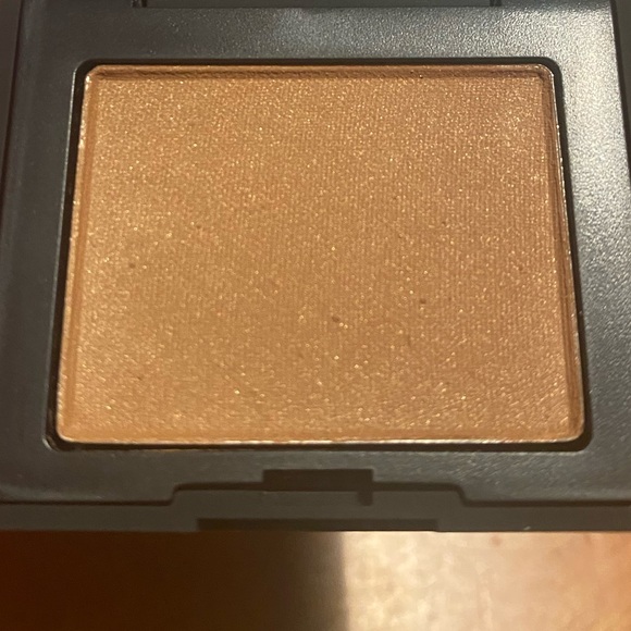 NARS Bronzing Powder Laguna - Picture 6 of 14